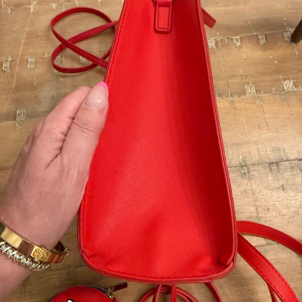 Marc Tetro Red Westie Print Shoulder Bag with Coin Pouch and Matching Leash - Picture 10 of 14